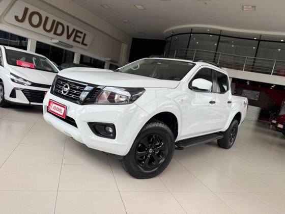 NISSAN FRONTIER 2.3 16V TURBO DIESEL ATTACK CD 4X4 AUTOMÁTICO